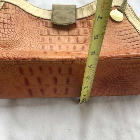 Brahmin leather croc embossed shoulder bag - Picture 6 of 8